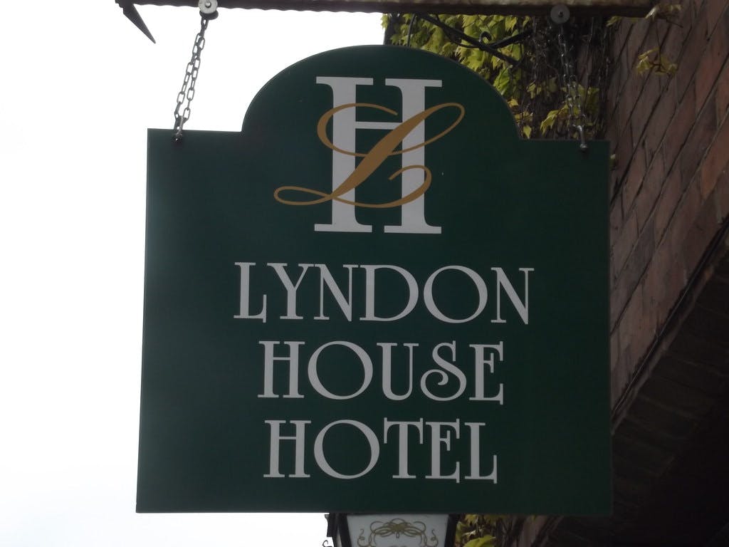 Welcome to Lyndon House Hotel and Pub